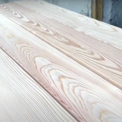 Доска террасная лиственница гладкая 34*140*6000, сорт Классик (0,84м2)