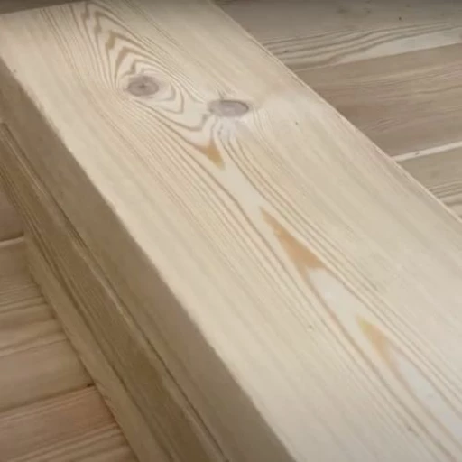 Доска террасная лиственница гладкая 28*120*2500, сорт АВ (0,3м2)