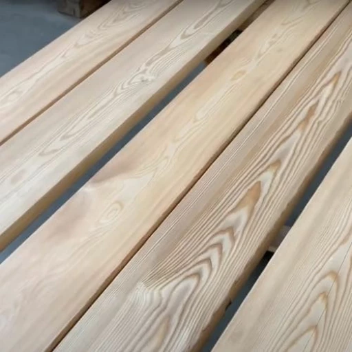 Доска террасная лиственница гладкая 34*190*3000, сорт ВС (0,57м2)